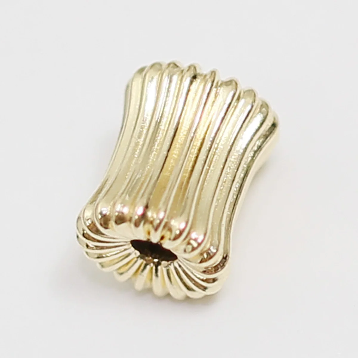 Beadsnice 14K позолоченные гофрированные бусины для изготовления браслетов ювелирных изделий 39798
Beadsnice 14K позолоченные гофрированные бусины для изготовления браслетов ювелирных изделий 39798