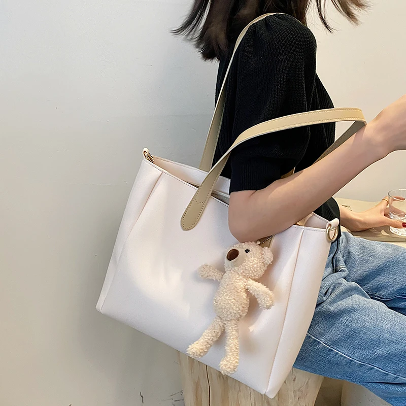 New ladies tote bag fashion casual trend solid color wild large capacity high quality zipper single shoulder handbag 2021
New ladies tote bag fashion casual trend solid color wild large capacity high quality zipper single shoulder handbag 2021