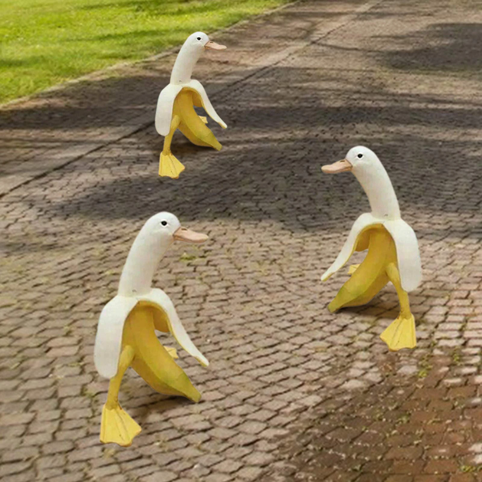Banana Duck Creative Garden Decoration Sculptures Yard Garden Decor Vintage Ornament Home Statues Whimsical Peeled Decoration
Banana Duck Creative Garden Decoration Sculptures Yard Garden Decor Vintage Ornament Home Statues Whimsical Peeled Decoration