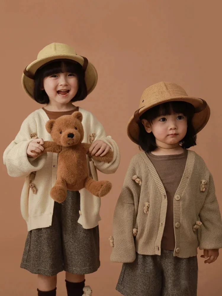 French Vietnamese Kid Child Boy Girl Hard Straw Safety Helmet Model Army Sun Protection Hats Explorer Jungle Miners Cap 52-54cm
French Vietnamese Kid Child Boy Girl Hard Straw Safety Helmet Model Army Sun Protection Hats Explorer Jungle Miners Cap 52-54cm