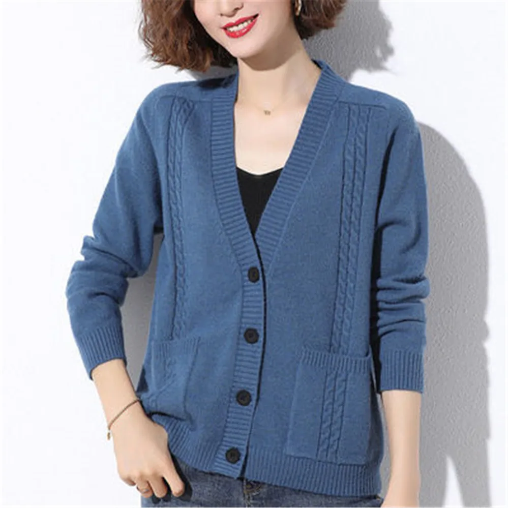Korean V-neck knitted Cardigans Women Fashion elegant long sleeve Plus Size loose sweater 2021 new solid color spring tops PZ374
Korean V-neck knitted Cardigans Women Fashion elegant long sleeve Plus Size loose sweater 2021 new solid color spring tops PZ374