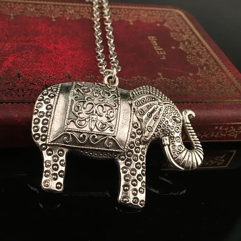 Retro Antique Color Hollow Lucky Elephant Animal Pendant Costume Long Chain Vintage Necklace Jewelry For Women
Retro Antique Color Hollow Lucky Elephant Animal Pendant Costume Long Chain Vintage Necklace Jewelry For Women