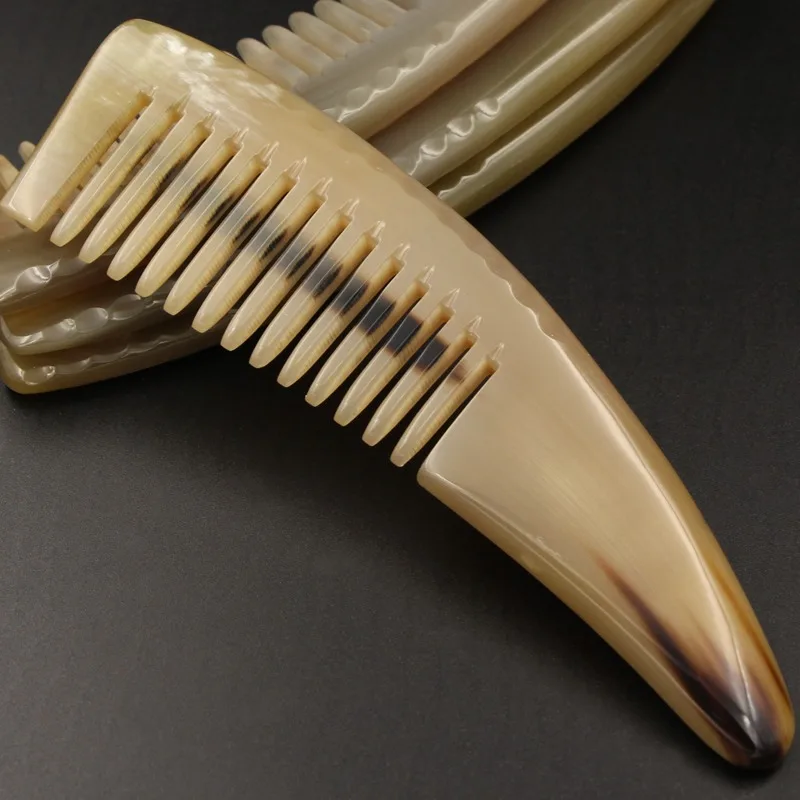 straight hair comb Hairbrush For Girl Natural Anti Static Buffalo Horn Art Comb Hair Care Massage Brush Wide Teeth Straight
straight hair comb Hairbrush For Girl Natural Anti Static Buffalo Horn Art Comb Hair Care Massage Brush Wide Teeth Straight
