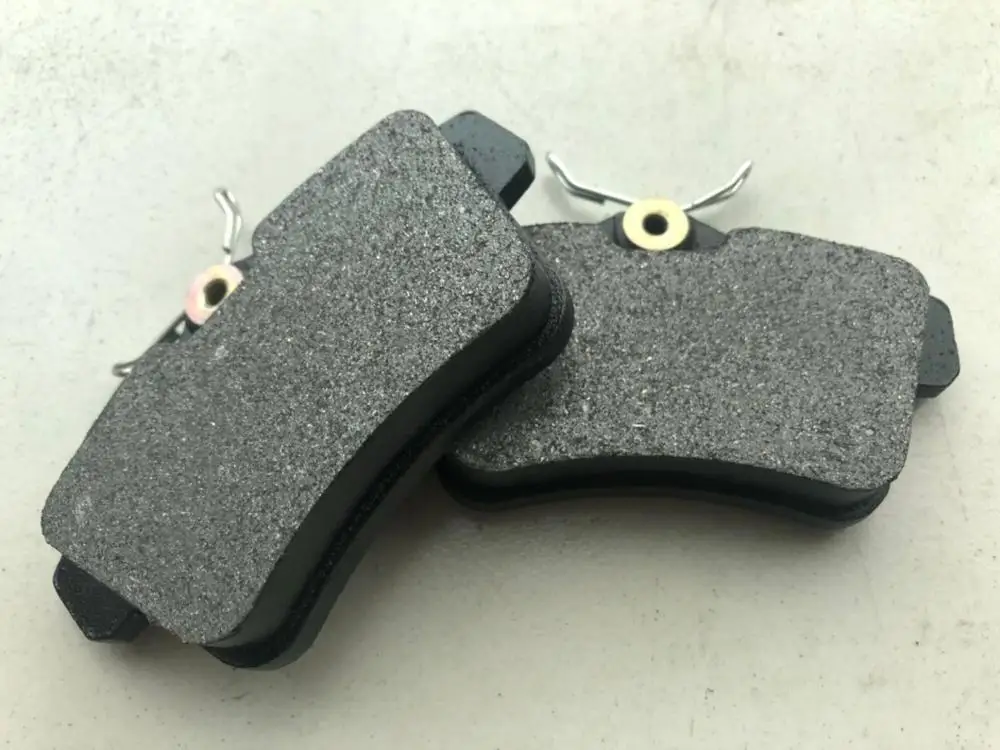 1kit Rear Brake Pads Set Auto Car PAD KIT-FR DISC BRAKE For PEUGEOT 3008 5008 CITROEN C4 Automobile Part
1kit Rear Brake Pads Set Auto Car PAD KIT-FR DISC BRAKE For PEUGEOT 3008 5008 CITROEN C4 Automobile Part