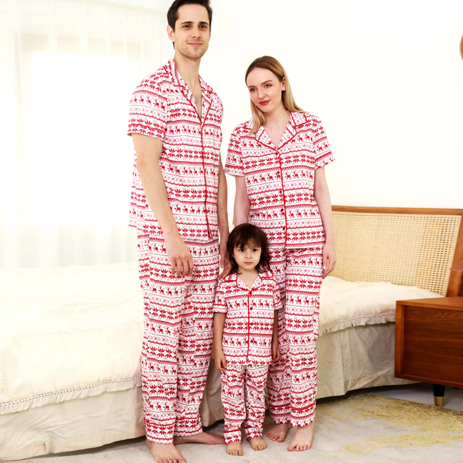 Christmas Family Pajamas Set Christmas Printed Shirt Long Sleeve Tops and Pants Christmas Family Pajamas Home Wear Pajamas
Christmas Family Pajamas Set Christmas Printed Shirt Long Sleeve Tops and Pants Christmas Family Pajamas Home Wear Pajamas