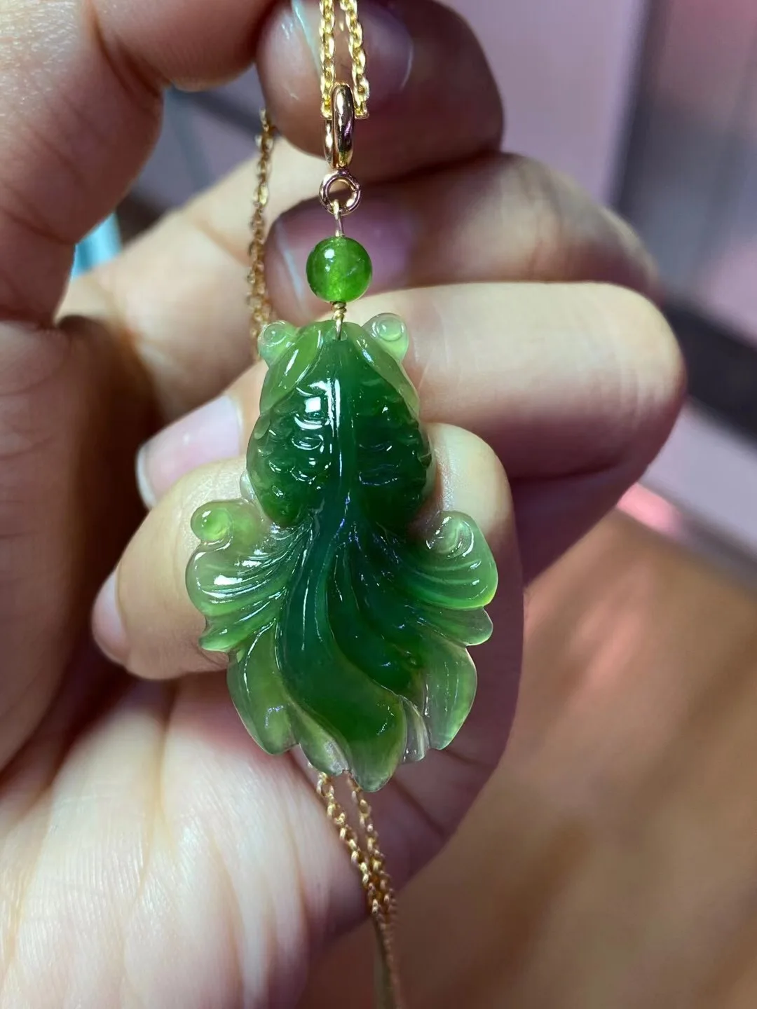 Bijoux femme Jewelries Natural green jade stone jasper carved gold fish auspicious luck lucky pendant necklace multifunctional
Bijoux femme Jewelries Natural green jade stone jasper carved gold fish auspicious luck lucky pendant necklace multifunctional