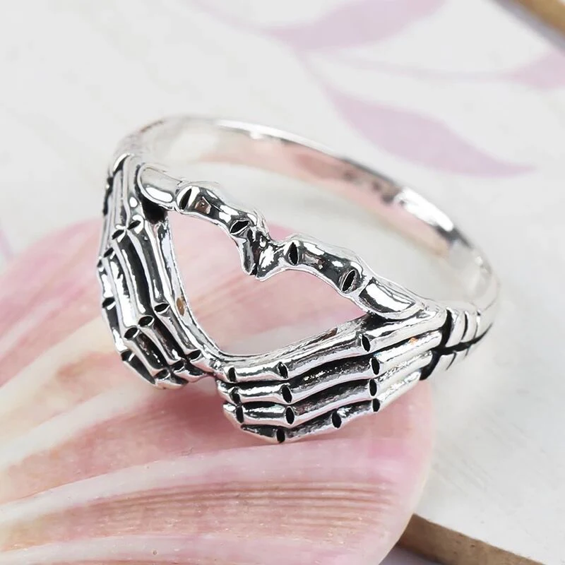 Stylish Unisex Love Gesture Ring Retro Trendy Jewelry Special All-match Style Personality Elegant Nice-looking High Quality Ring
Stylish Unisex Love Gesture Ring Retro Trendy Jewelry Special All-match Style Personality Elegant Nice-looking High Quality Ring