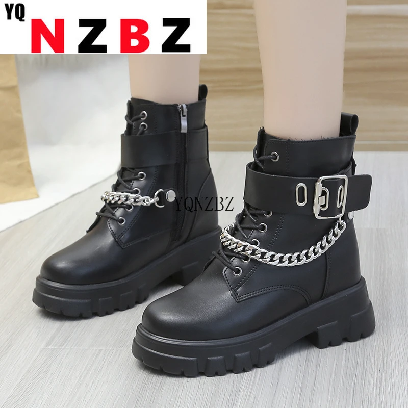 2022 New Winter Fashion Platform Comfortable Ankle Boots for Women Lace Up Buckle Metal Decoration Zipper Women's Casual Boots
2022 New Winter Fashion Platform Comfortable Ankle Boots for Women Lace Up Buckle Metal Decoration Zipper Women's Casual Boots