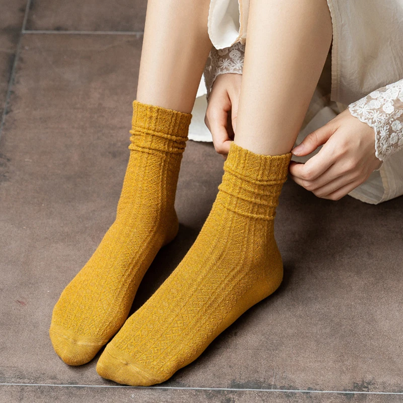 Autumn Winter Tube Socks For Men And Women Cotton Solid Color Striped Style White Yellow Blue Colour Socks
Autumn Winter Tube Socks For Men And Women Cotton Solid Color Striped Style White Yellow Blue Colour Socks