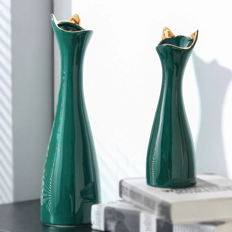 Ceramics Design Cat Vase Green Nordic Style Irregular Vase Light Luxury Modern Exquisite Vaso De Planta Outdoor Decor EI50VA 
Ceramics Design Cat Vase Green Nordic Style Irregular Vase Light Luxury Modern Exquisite Vaso De Planta Outdoor Decor EI50VA
