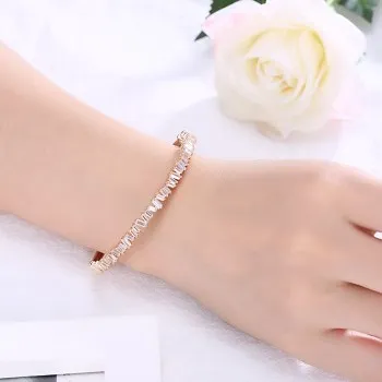 Fashion Jewelry Brass Champagne Gold Plated Irregular Open Bangle Bracelets for Women KZCZ074
Fashion Jewelry Brass Champagne Gold Plated Irregular Open Bangle Bracelets for Women KZCZ074
