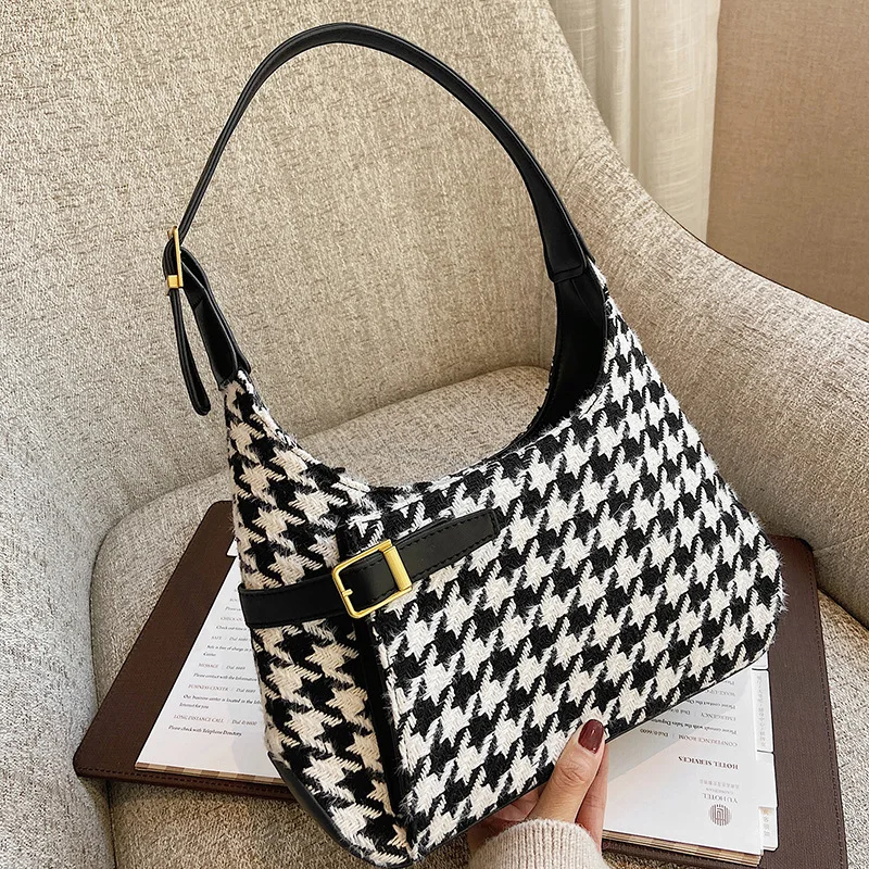 2021 Autumn And Winter New Underarm Bag For Women Luxury Houndstooth Shoulder Crossbody Bags Lady Trendy Grid Handbags
2021 Autumn And Winter New Underarm Bag For Women Luxury Houndstooth Shoulder Crossbody Bags Lady Trendy Grid Handbags