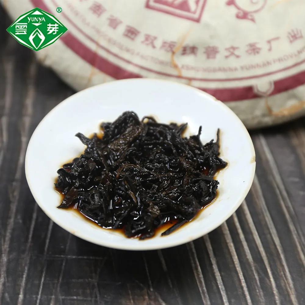Puwen 2013 Shu Pu-erh Tea "Yunya Jin Yun" Yun Nan Qi Zi Bing Cha Ripe Pu-erh Tea Cake 400g
Puwen 2013 Shu Pu-erh Tea "Yunya Jin Yun" Yun Nan Qi Zi Bing Cha Ripe Pu-erh Tea Cake 400g