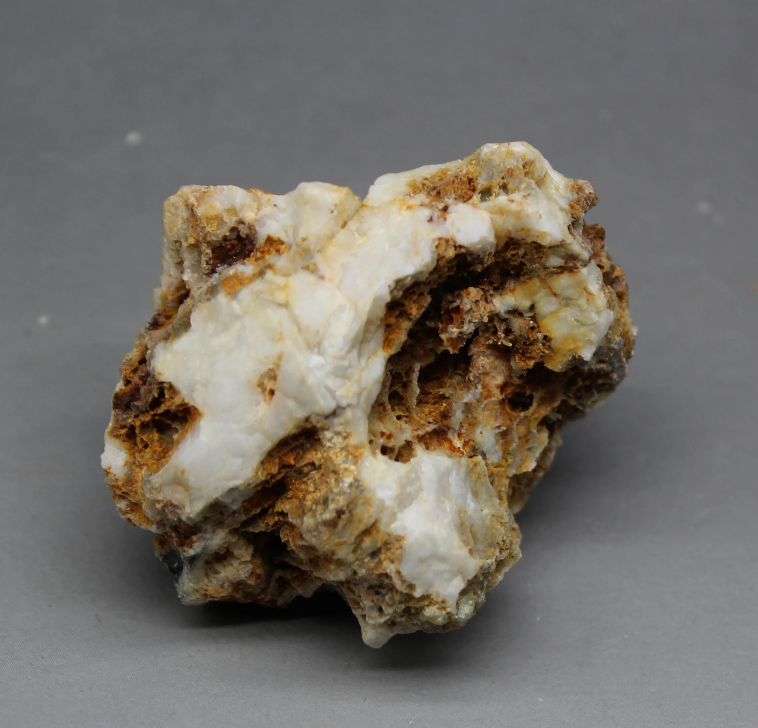 76g Natural RARE Pyromorphite green lead ore natural mineral crystals teaching specimen collection from China
76g Natural RARE Pyromorphite green lead ore natural mineral crystals teaching specimen collection from China