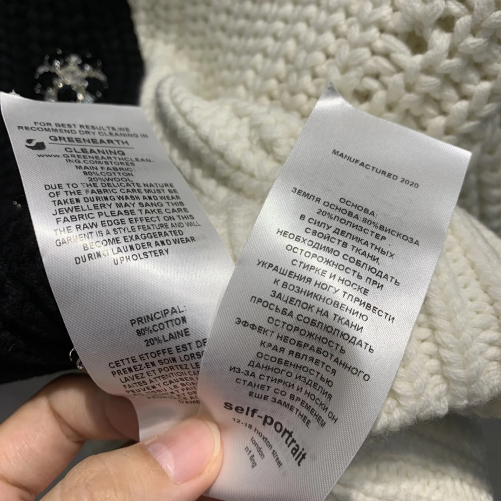 New Sweaters 2021 High Fashion Runway Women Black White Patchwork V-neck Crystal Rhinestone Button Knitted Cardigan Sweaters
New Sweaters 2021 High Fashion Runway Women Black White Patchwork V-neck Crystal Rhinestone Button Knitted Cardigan Sweaters
