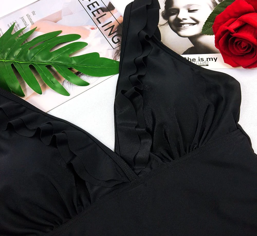 Large Size 2020 Sexy Deep V One Piece Swimsuit Female Women Vintage Retro Swimwear Plus Size Ruffle Backless Monokini Bathing
Large Size 2020 Sexy Deep V One Piece Swimsuit Female Women Vintage Retro Swimwear Plus Size Ruffle Backless Monokini Bathing