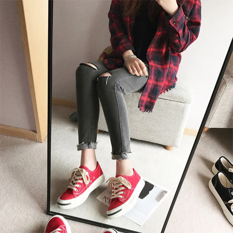 Fashion Women's Canvas Shoes All-Match Korean Flat Female Shoes Lace-Up Casual Madam Shoes Non-Slip Wear-Resistant Sneakers
Fashion Women's Canvas Shoes All-Match Korean Flat Female Shoes Lace-Up Casual Madam Shoes Non-Slip Wear-Resistant Sneakers