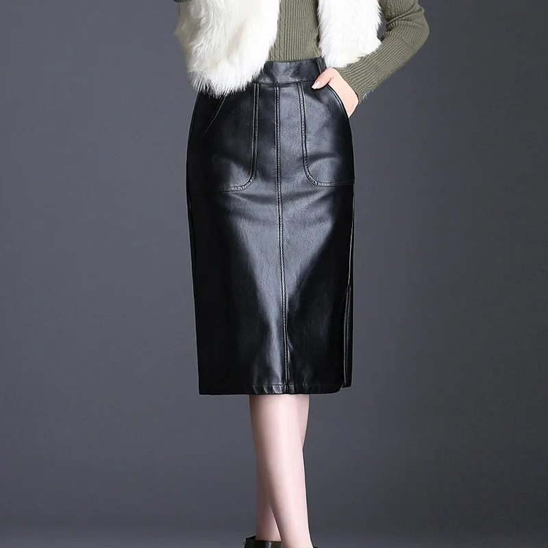 2021 new Autumn and winter long PU leather skirts women pocket skirt female high waist knee length skirts
2021 new Autumn and winter long PU leather skirts women pocket skirt female high waist knee length skirts