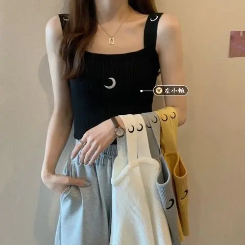 Net Celebrity Same Style All-Match Outer Wear Knitted Camisole Female Summer 2021 New Beautiful Back Inner Base Coat
Net Celebrity Same Style All-Match Outer Wear Knitted Camisole Female Summer 2021 New Beautiful Back Inner Base Coat