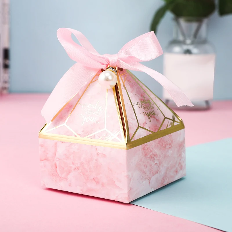 100 Pcs Gem Tower Candy Box Wedding Party Gift,with Ribbons Decoration
100 Pcs Gem Tower Candy Box Wedding Party Gift,with Ribbons Decoration