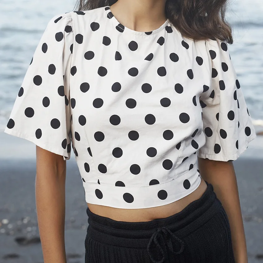 Summer New Polka-dot Print Back Bowknot Strap Short Backless Cotton Sexy Top
Summer New Polka-dot Print Back Bowknot Strap Short Backless Cotton Sexy Top