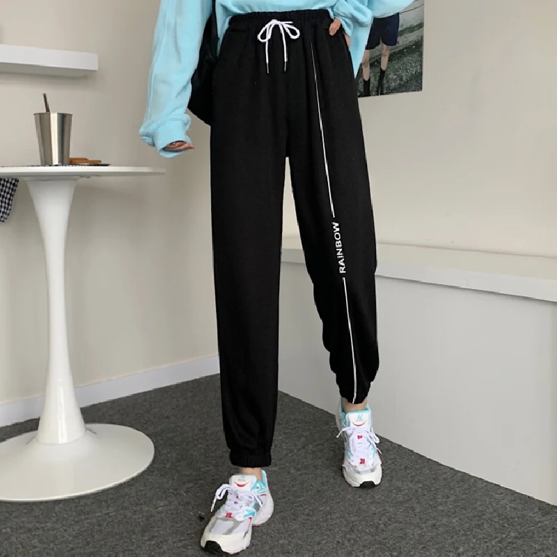 Casual Sports Trousers Women's Spring and Autumn High Waist Loose Tappered High Street Ins Tide Harajuku Style Slimming Harem
Casual Sports Trousers Women's Spring and Autumn High Waist Loose Tappered High Street Ins Tide Harajuku Style Slimming Harem