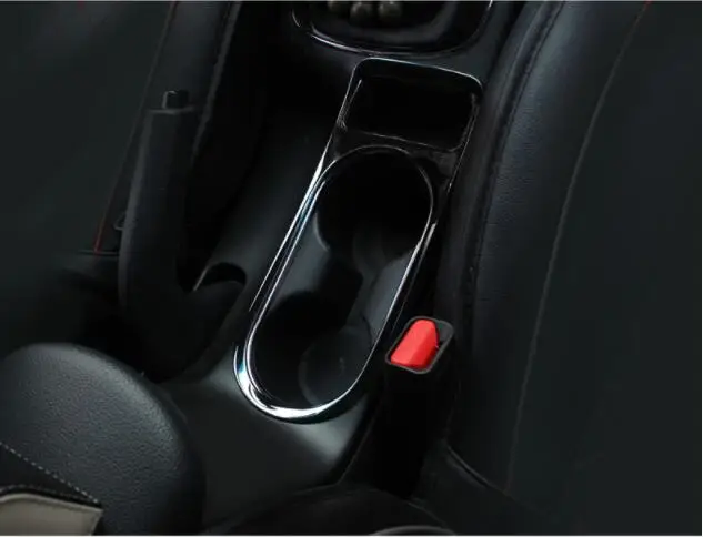 Only suitable for 16-18 Kia K3 water cup rack bright strip decorative frame new K3 central water cup bright circle 
Only suitable for 16-18 Kia K3 water cup rack bright strip decorative frame new K3 central water cup bright circle