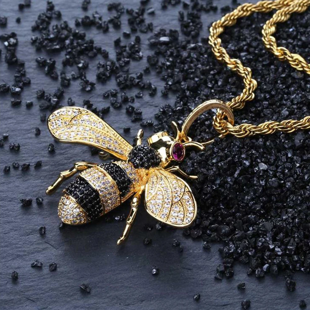 Men Women Bling Small Bee Style Street Fashion Personality Pendant Chain Micro-Set Color Zircon Hip Hop Necklace Jewelry
Men Women Bling Small Bee Style Street Fashion Personality Pendant Chain Micro-Set Color Zircon Hip Hop Necklace Jewelry