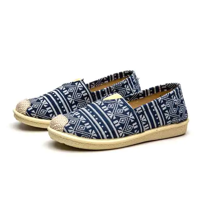 Women Canvas Shoes Lazy Walking Female Footwear Slip On Flats Shoes Women Loafers Cartoon Patterned Flat Girl Soft Ladies Shoes
Women Canvas Shoes Lazy Walking Female Footwear Slip On Flats Shoes Women Loafers Cartoon Patterned Flat Girl Soft Ladies Shoes