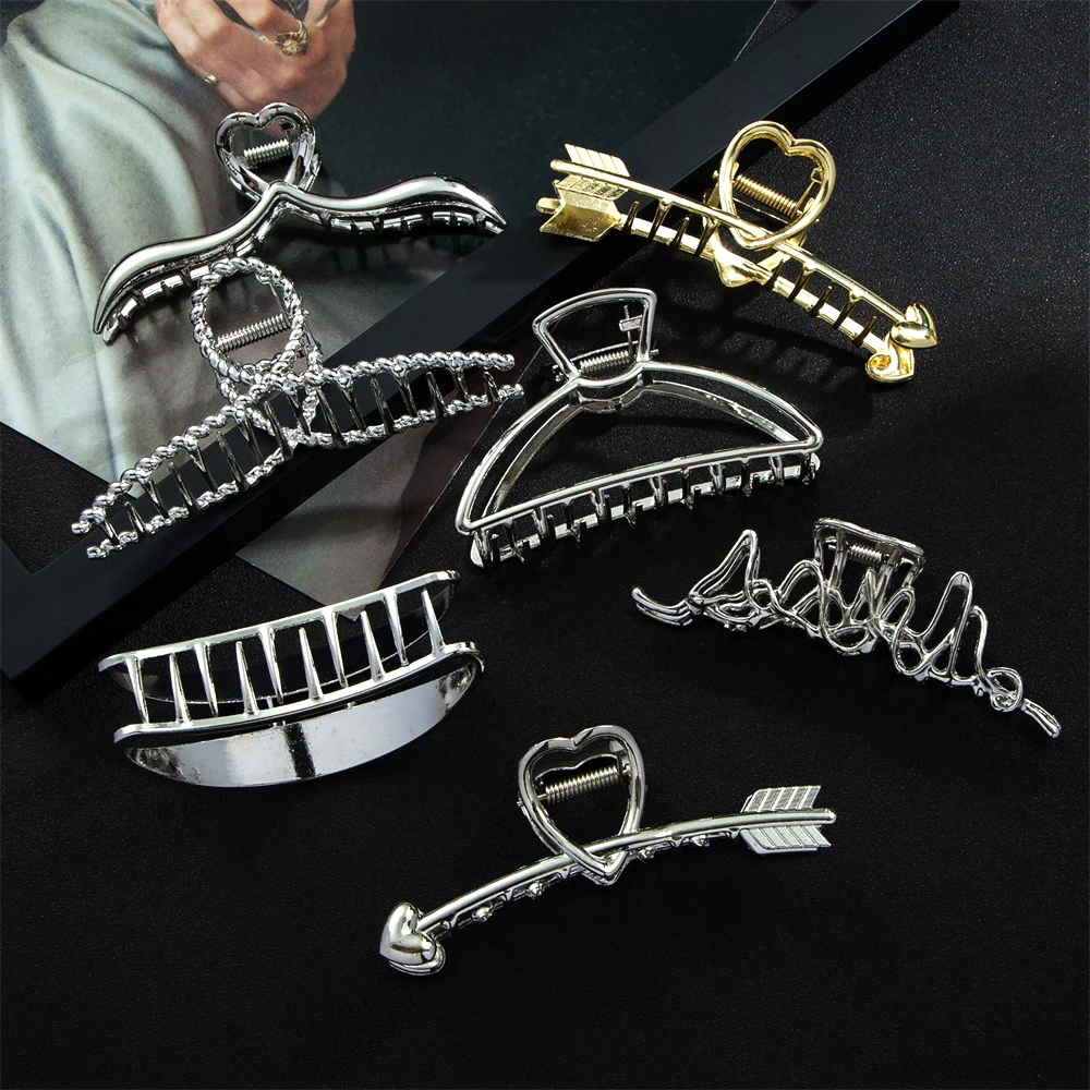 2021 New Women Elegant Gold Hollow Geometric Metal Hair Claw Vintage Hair Clips Headband Hairpin Fashion Hair Accessories
2021 New Women Elegant Gold Hollow Geometric Metal Hair Claw Vintage Hair Clips Headband Hairpin Fashion Hair Accessories