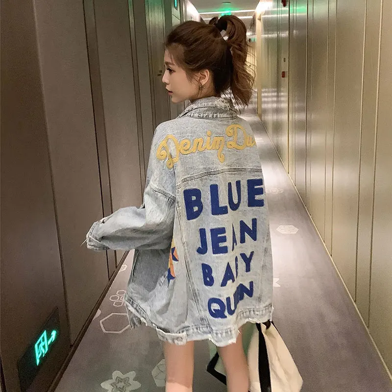 Women Spring Letters Embroidery Denim Jackets BF Loose Holes Oversize Jean Jacket Street Style Clothes
Women Spring Letters Embroidery Denim Jackets BF Loose Holes Oversize Jean Jacket Street Style Clothes