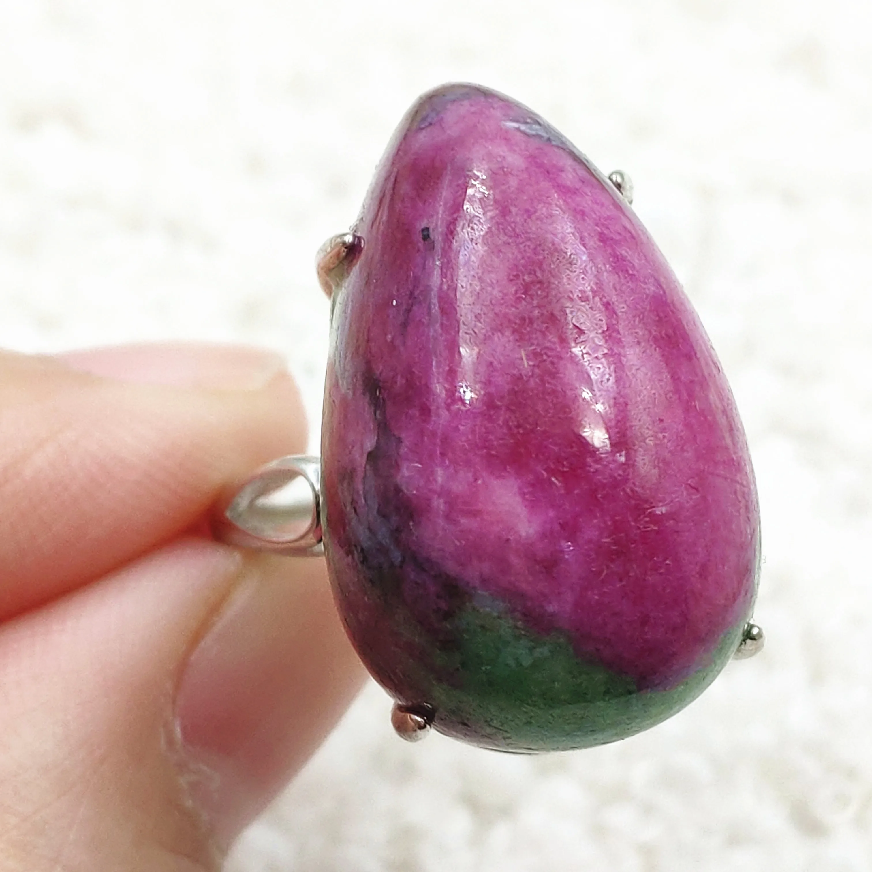 Genuine Natural Ruby Zoisite Red Green Adjustable Ring Gemstone Oval 24x16mm Ruby Rare 925 Sterling Silver Bead Ring AAAAAA 
Genuine Natural Ruby Zoisite Red Green Adjustable Ring Gemstone Oval 24x16mm Ruby Rare 925 Sterling Silver Bead Ring AAAAAA