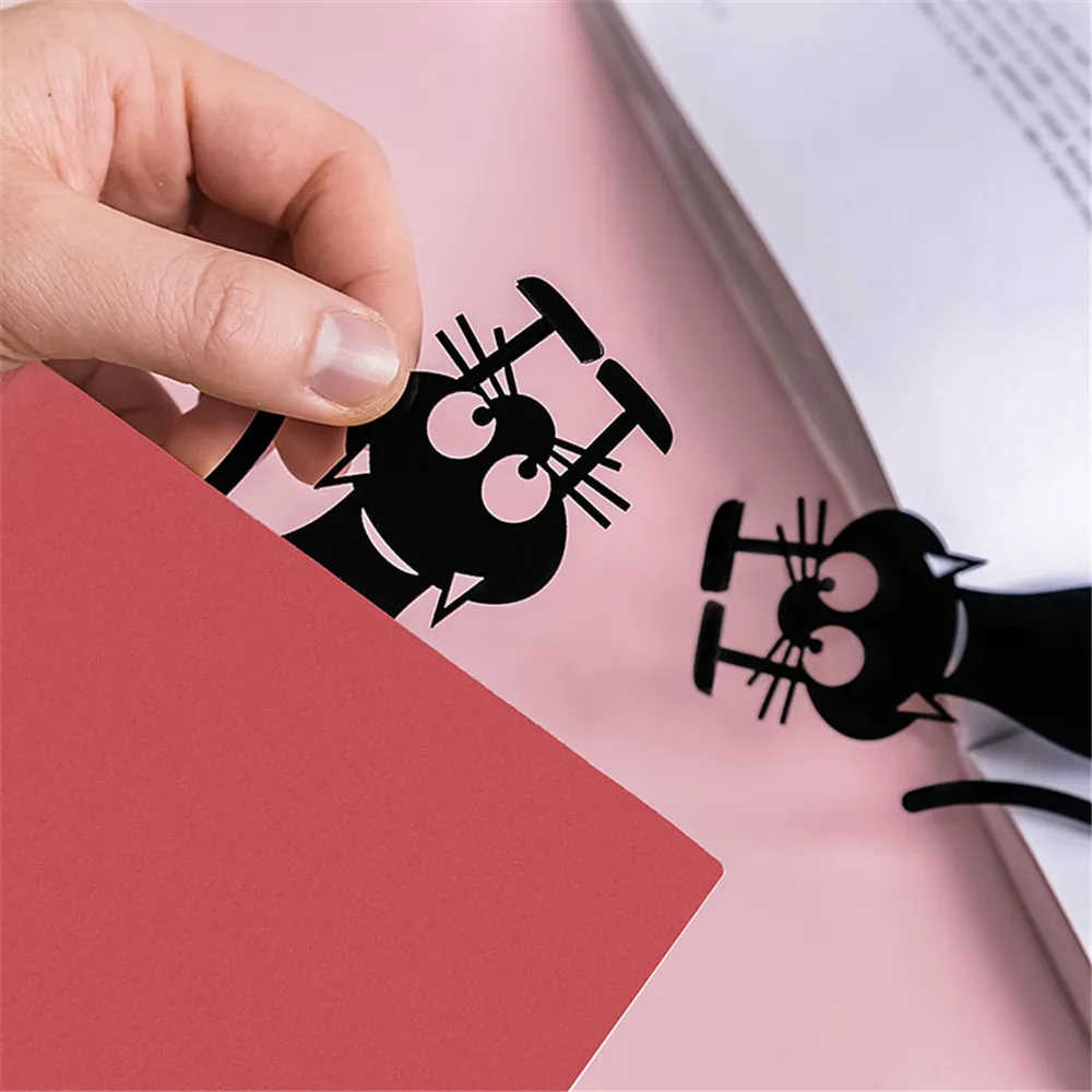 2pcs Cartoon Cat Bookmark 3D Kawaii Hollowed Book Clip PVC Bookmark Anime Stationery Book Accessories School Office Supplies
2pcs Cartoon Cat Bookmark 3D Kawaii Hollowed Book Clip PVC Bookmark Anime Stationery Book Accessories School Office Supplies