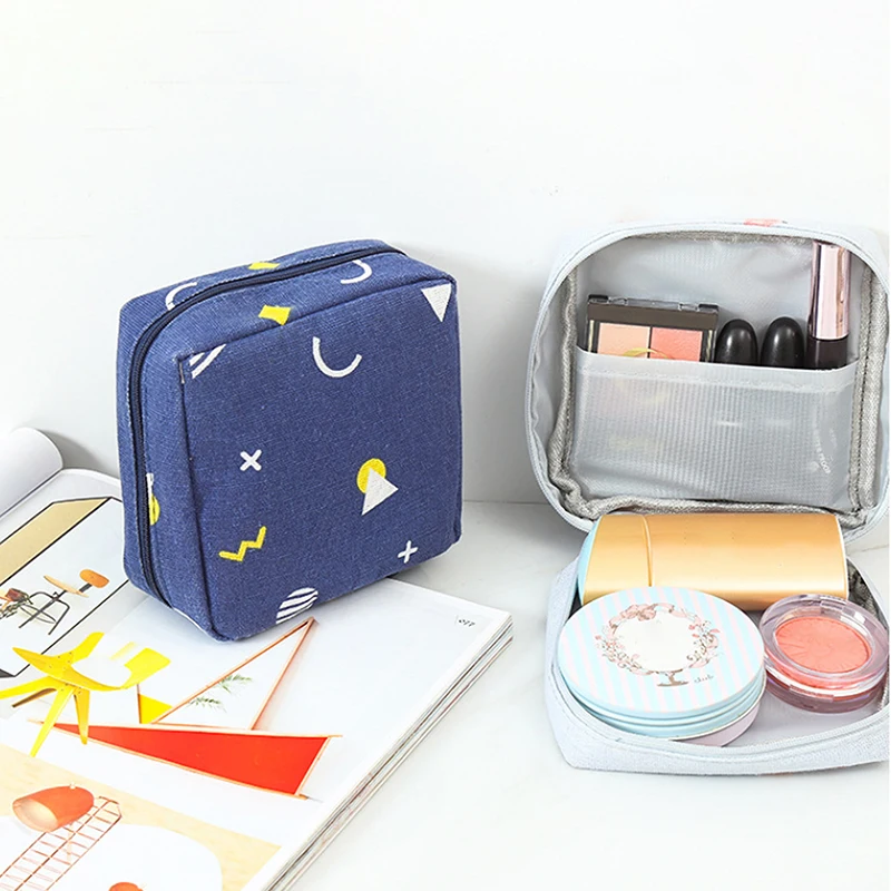 Women Tampon Storage Bag Sanitary Pad Pouch Napkin Cosmetic Bags Organizer Ladies Makeup Bag Girls Tampon Holder Organizer
Women Tampon Storage Bag Sanitary Pad Pouch Napkin Cosmetic Bags Organizer Ladies Makeup Bag Girls Tampon Holder Organizer