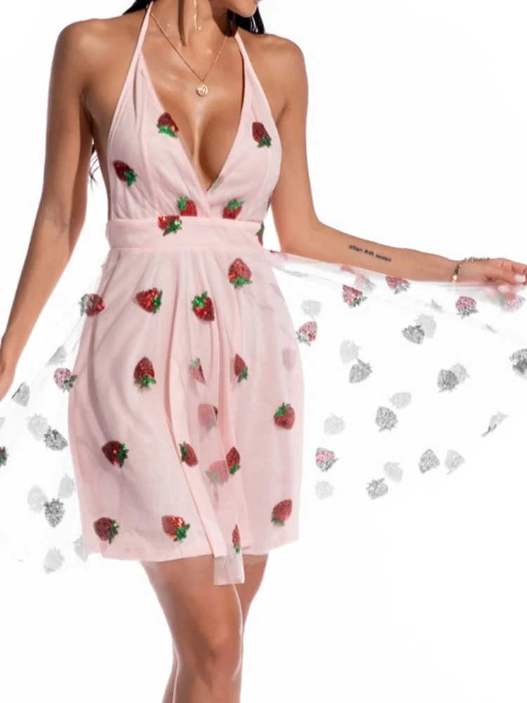 Spring and summer strawberry dress Sexy suspender dress Open back low-cut dress Printed deep V-neck pink dress
Spring and summer strawberry dress Sexy suspender dress Open back low-cut dress Printed deep V-neck pink dress