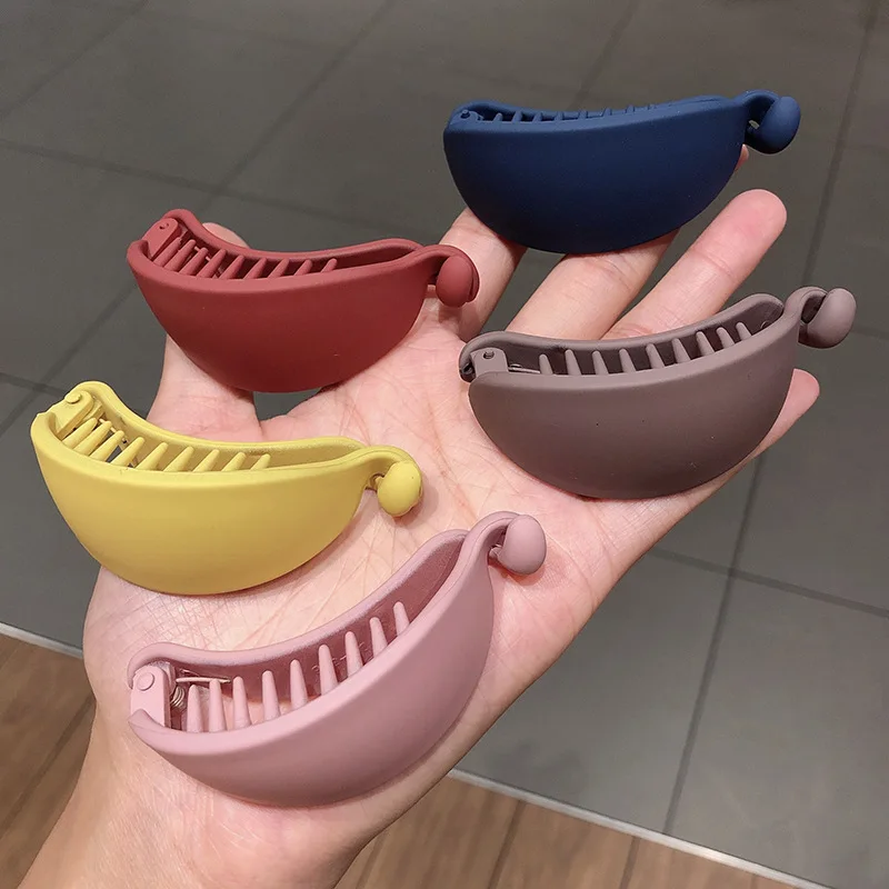 Cute Candy Colors Banana Shape Hair Claws Women Girls Sweet Hair Clips Ponytail Holder Hairpins Fashion Hair Accessories
Cute Candy Colors Banana Shape Hair Claws Women Girls Sweet Hair Clips Ponytail Holder Hairpins Fashion Hair Accessories