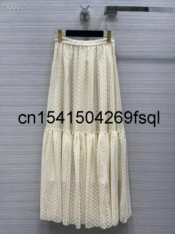 New Vintage Polka Dot Tulle Skirts Women 2021 Summer High Waist Long Pleated Skirts Retro Style Runway Swing Mesh Skirt 
New Vintage Polka Dot Tulle Skirts Women 2021 Summer High Waist Long Pleated Skirts Retro Style Runway Swing Mesh Skirt