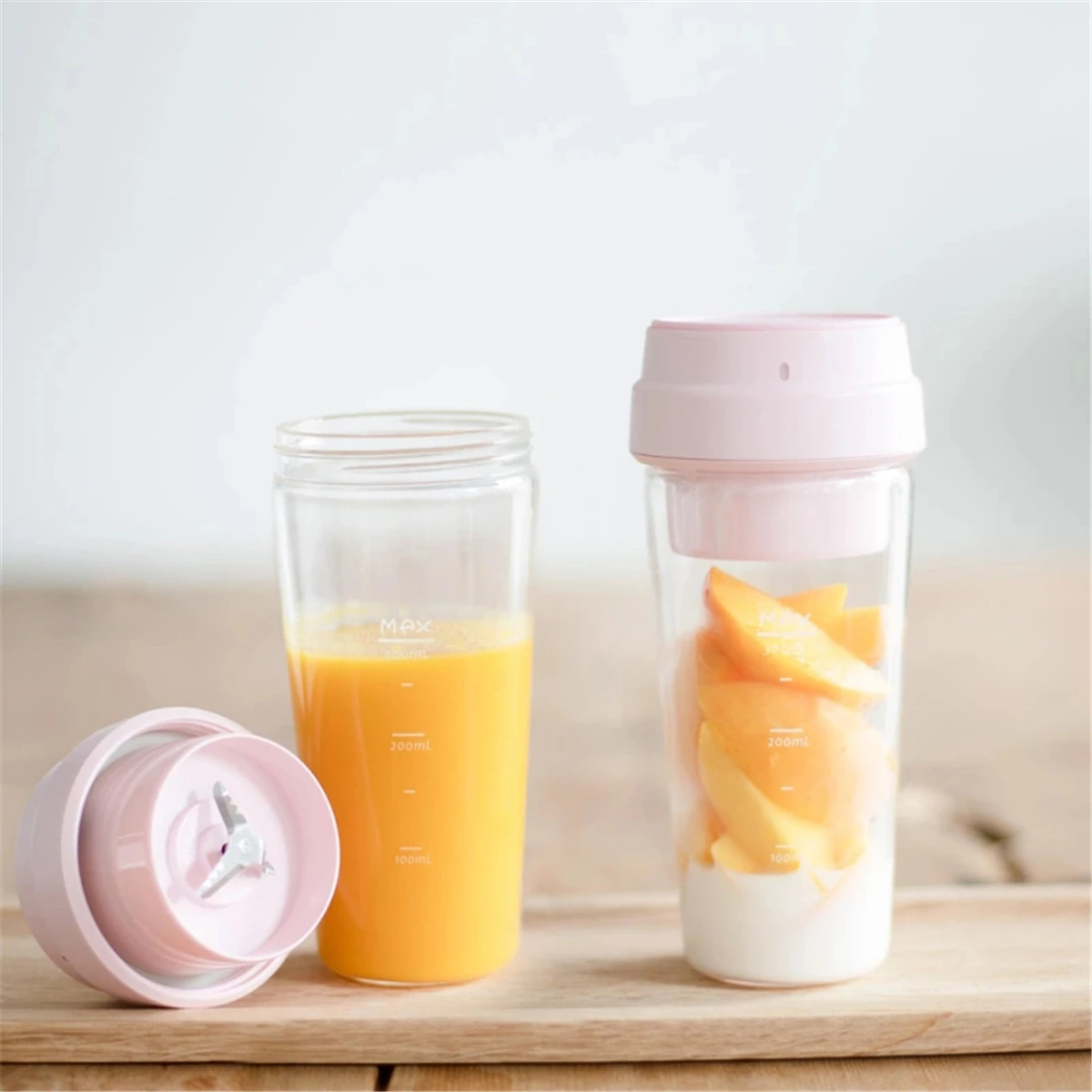 17PIN 400ML Star Firut Bottle Portable DIY Juicing Extracter Magnetic Charging Outdoor Travel Water Bottles
17PIN 400ML Star Firut Bottle Portable DIY Juicing Extracter Magnetic Charging Outdoor Travel Water Bottles