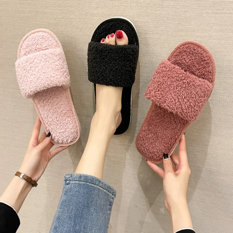 Fur Shoes Flock Slippers Flat Slipers Women Slides Plush Massage 2021 with fur Rome PVC Short Fur Shoes Flock Ladies' Slippers S
Fur Shoes Flock Slippers Flat Slipers Women Slides Plush Massage 2021 with fur Rome PVC Short Fur Shoes Flock Ladies' Slippers S