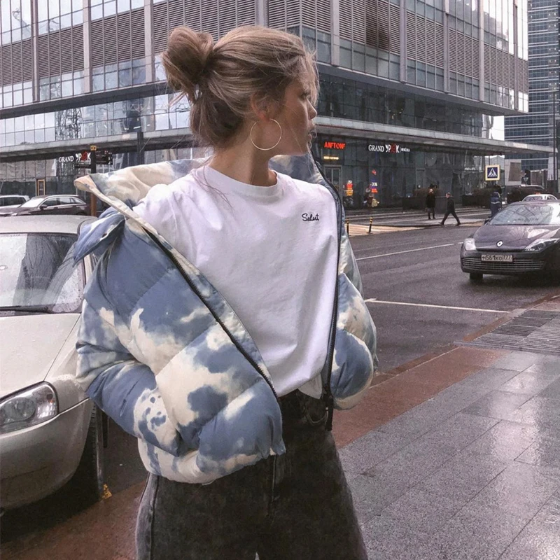 YIICYA Ladies Warm Blue Casual Tie Dye Print Bubble Coat Women Autumn Winter Puffer Parka Jacket Woman Fashion Hooded Overcoat
YIICYA Ladies Warm Blue Casual Tie Dye Print Bubble Coat Women Autumn Winter Puffer Parka Jacket Woman Fashion Hooded Overcoat