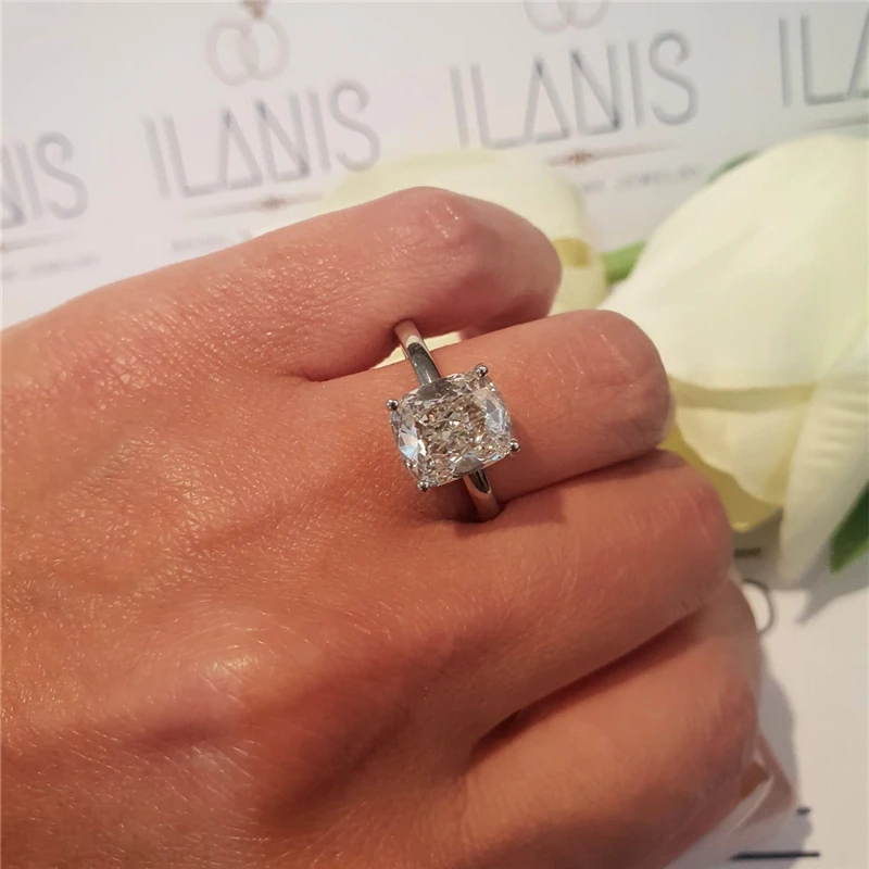 RandH 3.0CARAT 9.0mm DEF Color VVS Causion Cut Solitaire Engagement Anniversary Ring Pure 14K Gold Moissanite Ring For Women
RandH 3.0CARAT 9.0mm DEF Color VVS Causion Cut Solitaire Engagement Anniversary Ring Pure 14K Gold Moissanite Ring For Women