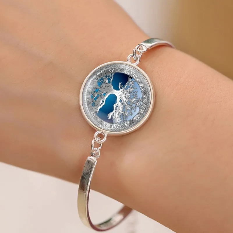 4 Pcs/Set Glass Cabochon Necklace Earrings Bangle Life Of Tree Art Picture Pendant Statement Chain For Women Jewelry
4 Pcs/Set Glass Cabochon Necklace Earrings Bangle Life Of Tree Art Picture Pendant Statement Chain For Women Jewelry