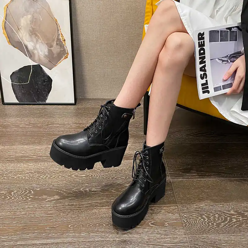 2021 new thick high heel thick bottom platform zipper cross lace Martin boots
2021 new thick high heel thick bottom platform zipper cross lace Martin boots