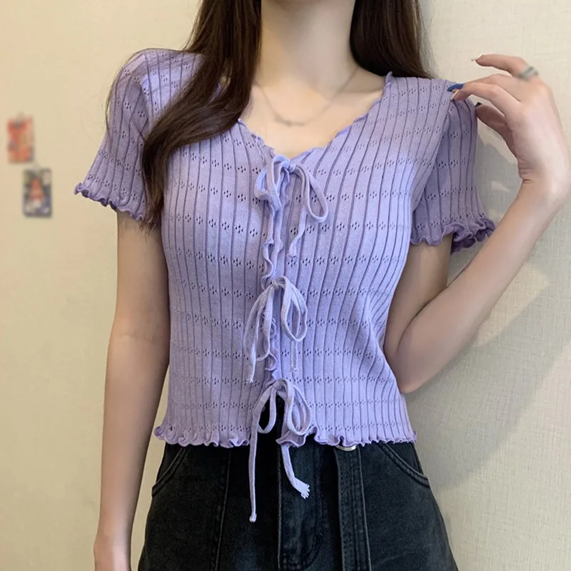 Футболка женская трикотажная однотонная, с коротким рукавом и V-образным вырезом
Футболка женская трикотажная однотонная, с коротким рукавом и V-образным вырезом