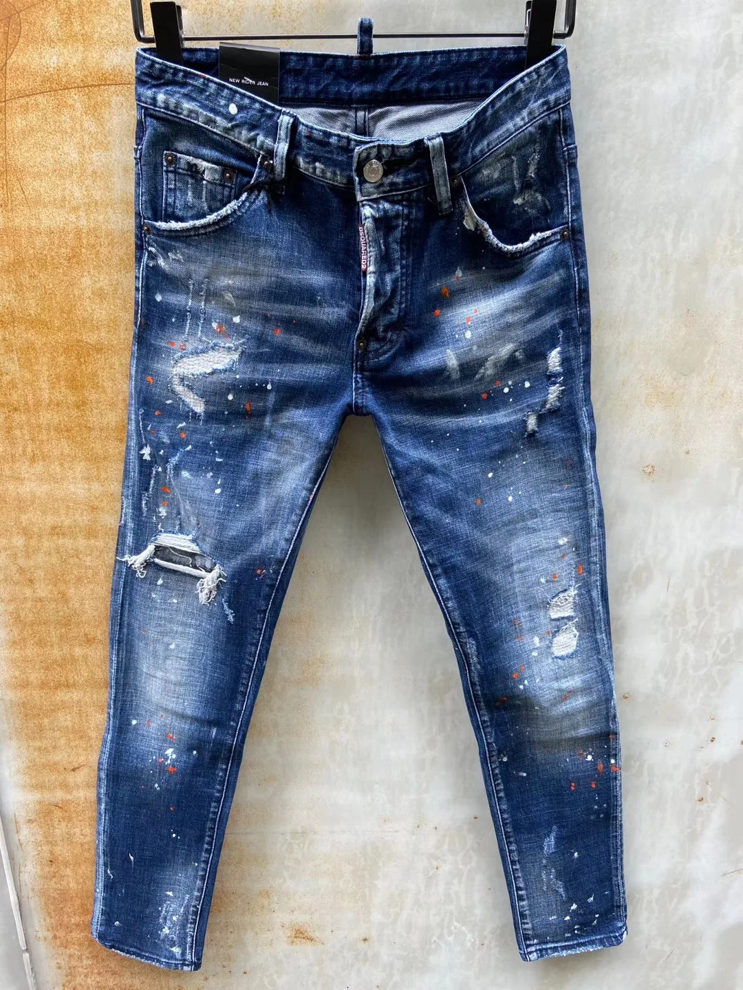 Оригинальные мешковатые джинсы для женщин, классические, подлинные, DSQUARED2, ретро, итальянский бренд, лучшие мужские джинсы, локомотивы, джин...
Оригинальные мешковатые джинсы для женщин, классические, подлинные, DSQUARED2, ретро, итальянский бренд, лучшие мужские джинсы, локомотивы, джин...