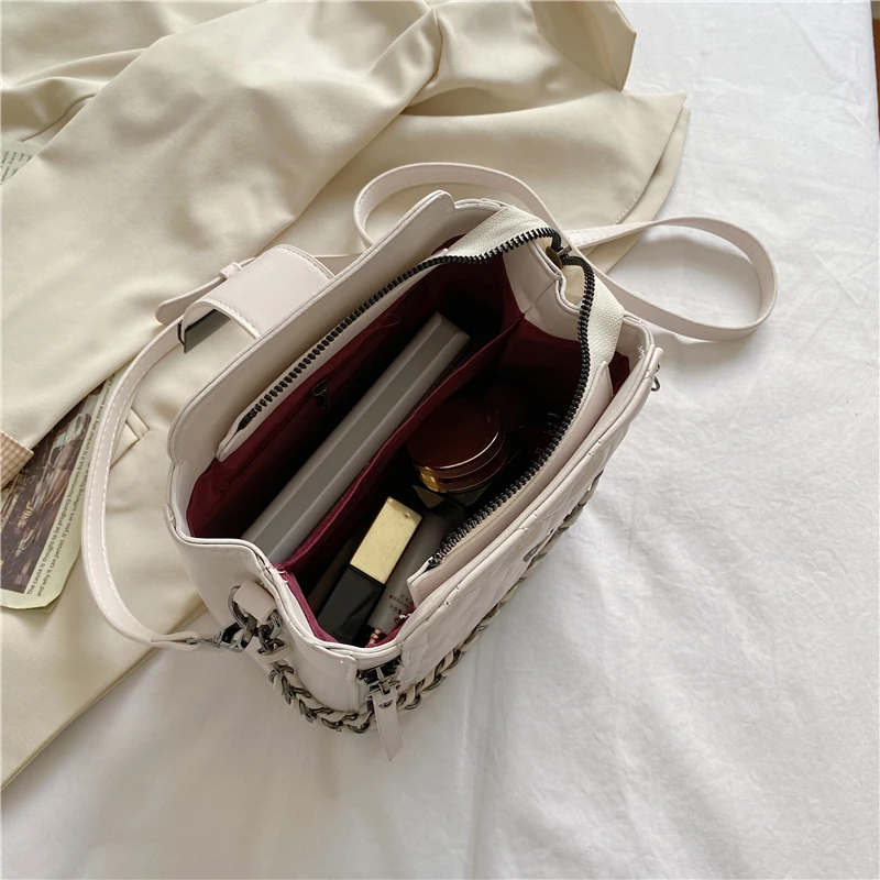 Solid Diamond Female Shoulder Bag Crossbody All Match Fashion Casual Bucket Bags for Women 2021 New Arrival
Solid Diamond Female Shoulder Bag Crossbody All Match Fashion Casual Bucket Bags for Women 2021 New Arrival