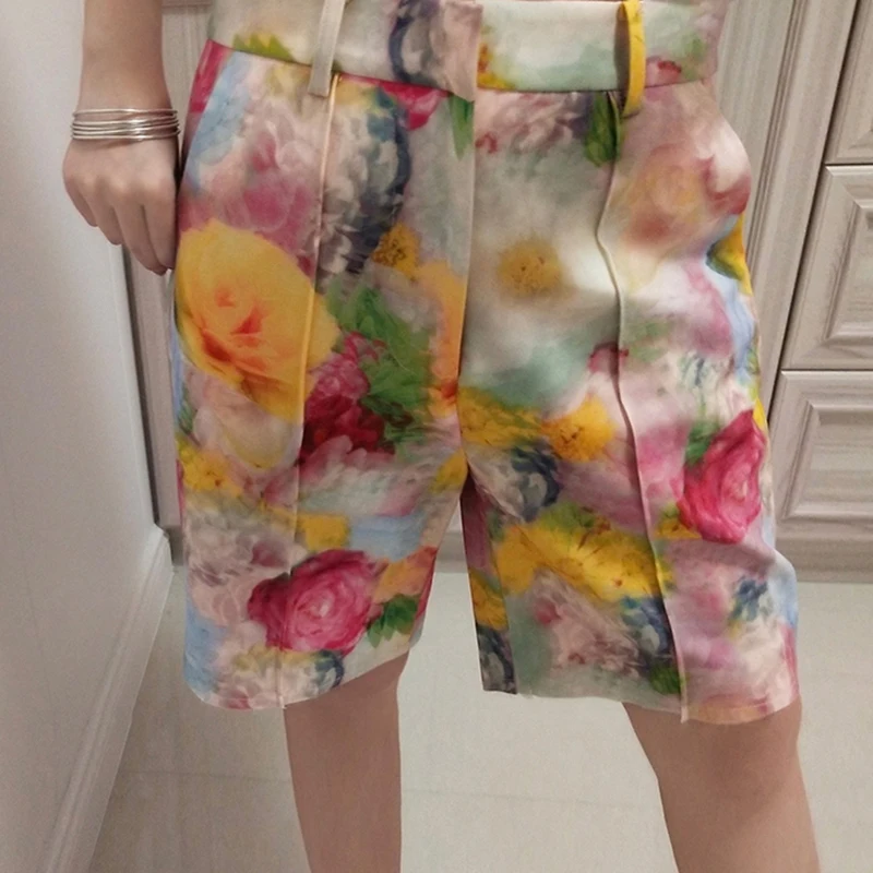 VGH Print Hit Color Shorts For Women High Waist Casual Loose Straight Wide Leg Shorts Female Fashion New Clothing 2021 Stylish
VGH Print Hit Color Shorts For Women High Waist Casual Loose Straight Wide Leg Shorts Female Fashion New Clothing 2021 Stylish