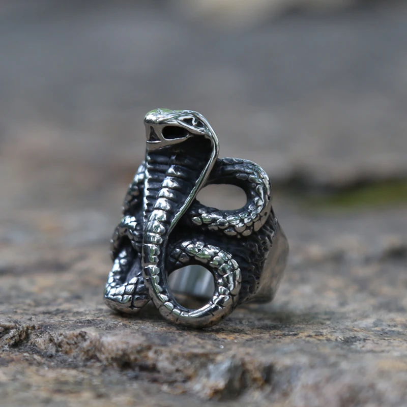 Heavy Retro Snake Ring Mens Stainless Steel Biker Rings Gothic Punk Ring Male Personality Fashion Club Jewelry US Size 7-13
Heavy Retro Snake Ring Mens Stainless Steel Biker Rings Gothic Punk Ring Male Personality Fashion Club Jewelry US Size 7-13