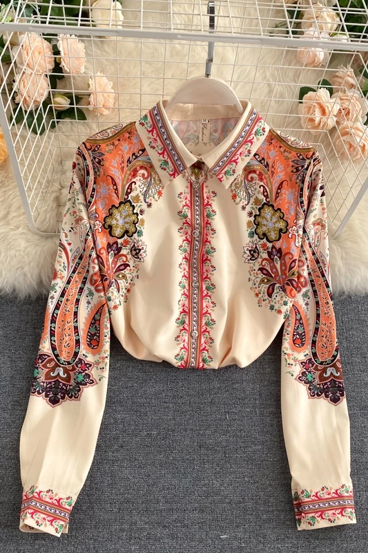 Bohemian retro palace style blouse women's lapel long-sleeved loose and thin all-match vacation travel shirt female tide
Bohemian retro palace style blouse women's lapel long-sleeved loose and thin all-match vacation travel shirt female tide