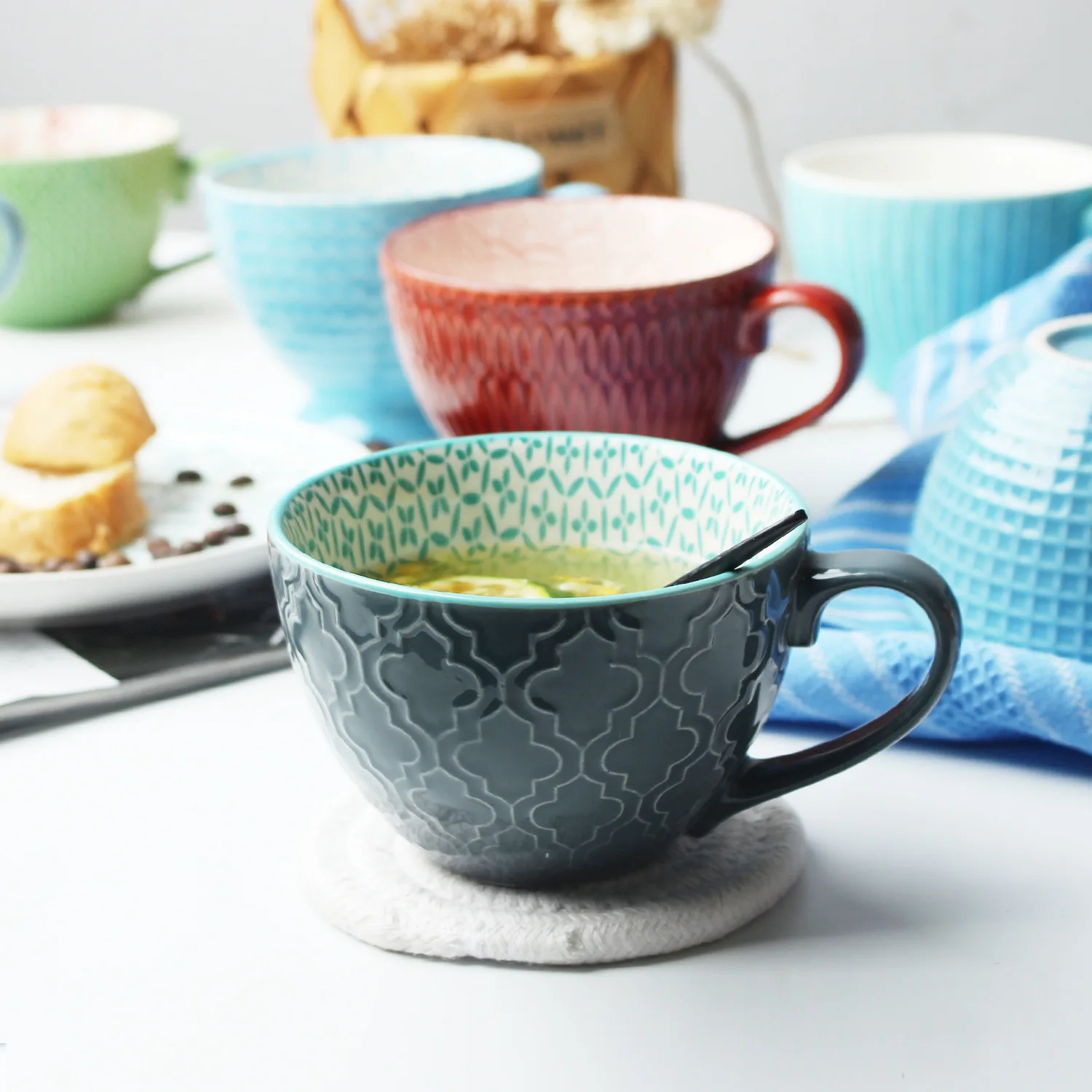 Ceramic Nordic Mug Relief Hand Painted Large Capacity Coffee Cup Household Water Cup Breakfast Cup
Ceramic Nordic Mug Relief Hand Painted Large Capacity Coffee Cup Household Water Cup Breakfast Cup